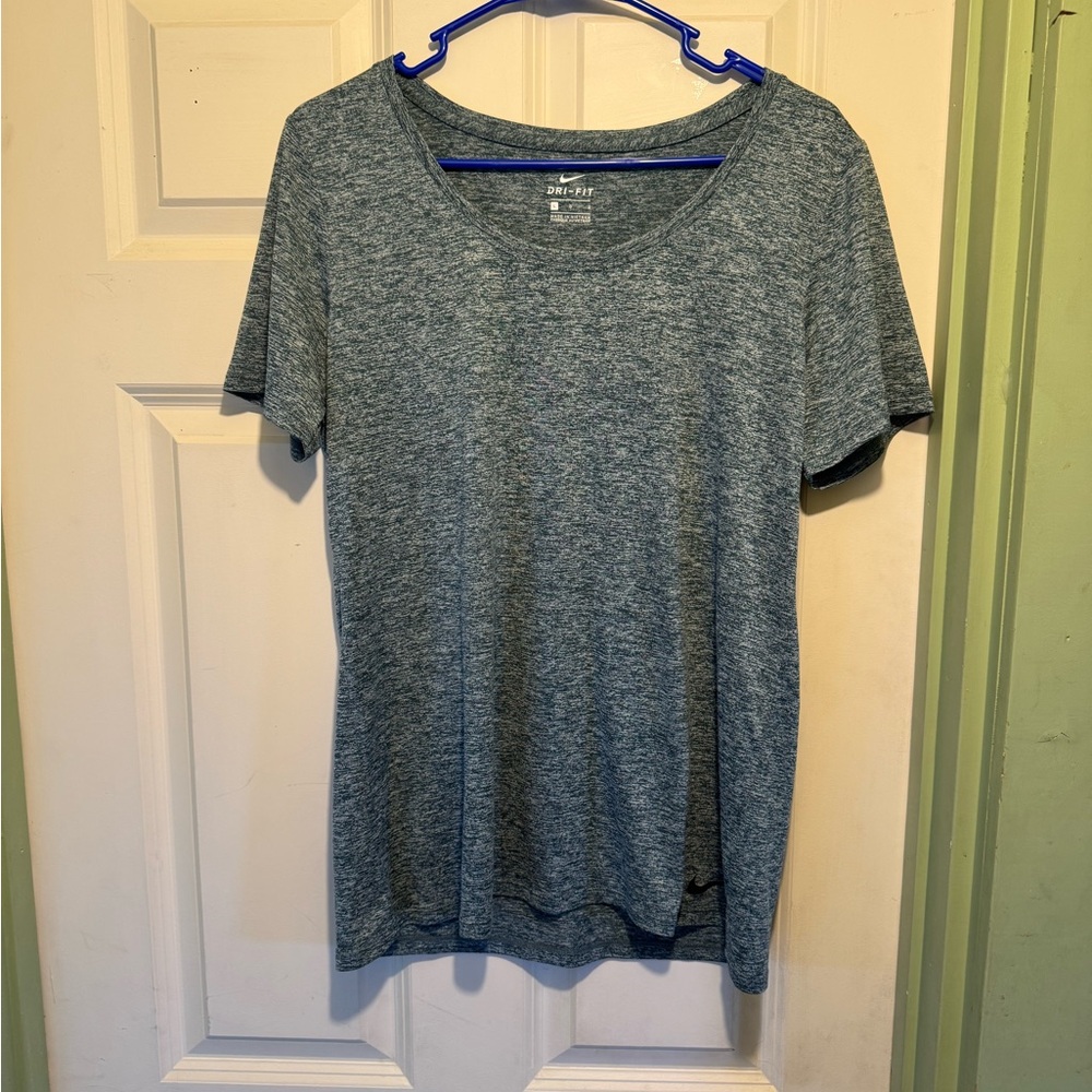 Nike dri-fitTee